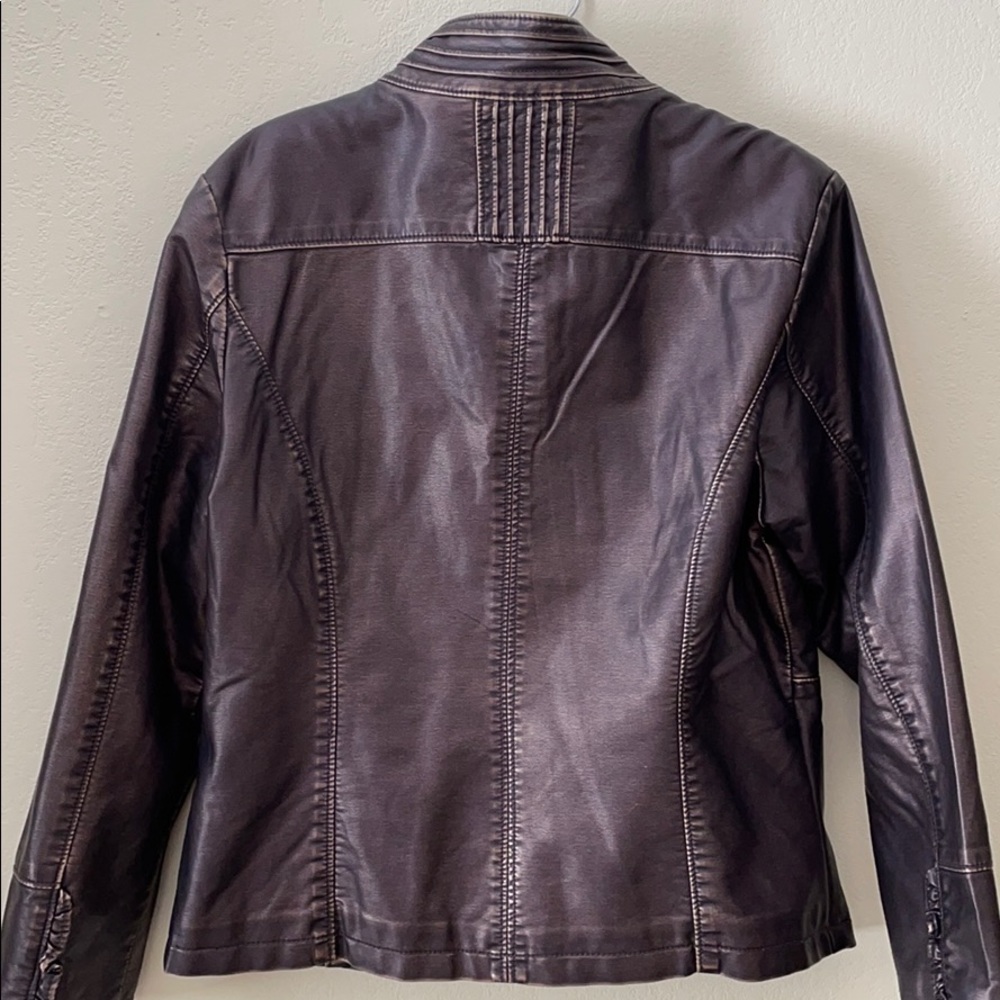 Distressed jacket - Picture 2 of 7